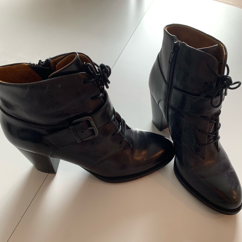 Sofft Wendy Ankle Booties- Never worn